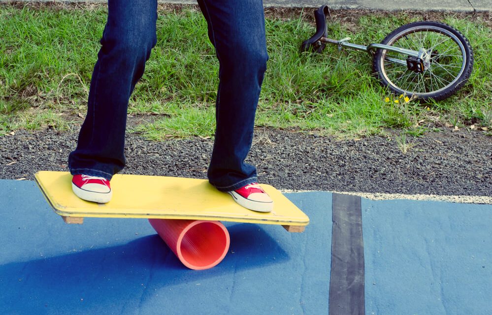 Balance board: descubra o que é e como praticar